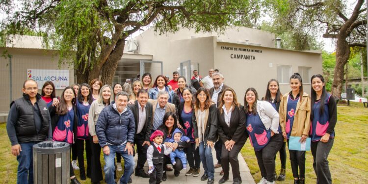 Saldán estrena nuevo edificio de la guarderia «Campanita»
