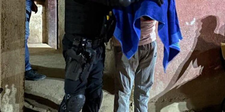 Colonia Caroya: vendía drogas en la puerta de un centro religioso