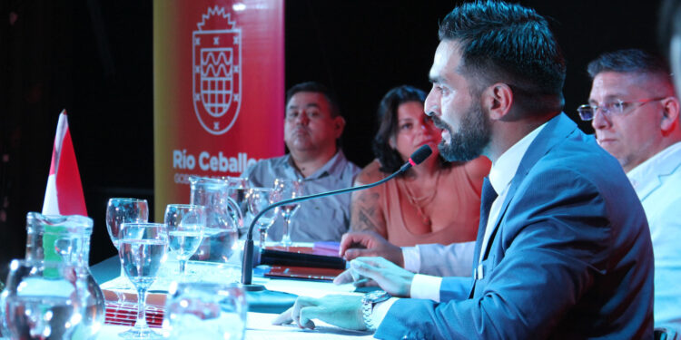 Ezequiel Lemos dio inicio a las Sesiones Ordinarias del Concejo Deliberante
