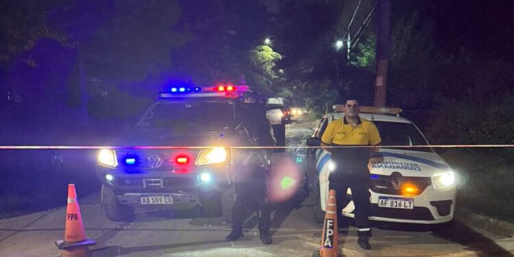 Villa Allende: Desarticulan banda familiar que usaba taller de autos y despensa para vender drogas