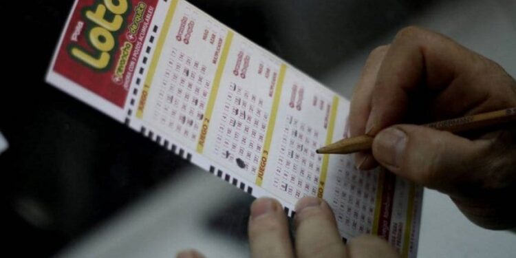 JESÚS MARÍA: UNA PAREJA GANÓ CASI $500 MILLONES EN EL LOTO