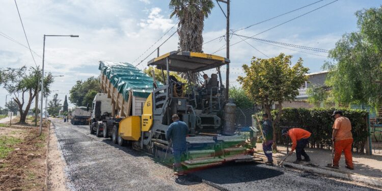 AVANZA LA PAVIMENTACIÓN EN ESTACIÓN JUÁREZ CELMAN