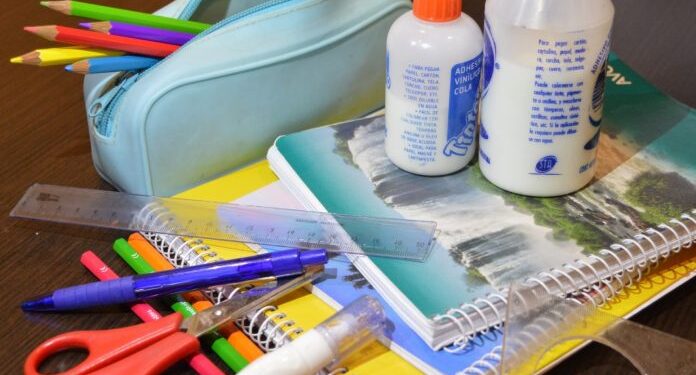 UNQUILLO: CAMPAÑA DE RECOLECCIÓN DE ÚTILES ESCOLARES
