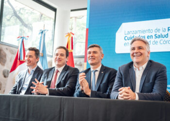 SE PRESENTÓ UN MANUAL DE SERVICIOS Y CUIDADOS EN SALUD MENTAL Y ADICCIONES EN LA CIUDAD DE CÓRDOBA