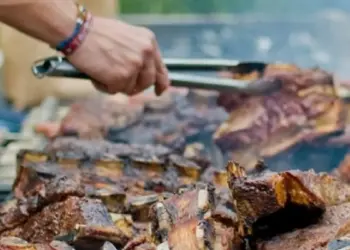 Río Ceballos: Mujeres asadoras compiten por el mejor asado de la provincia