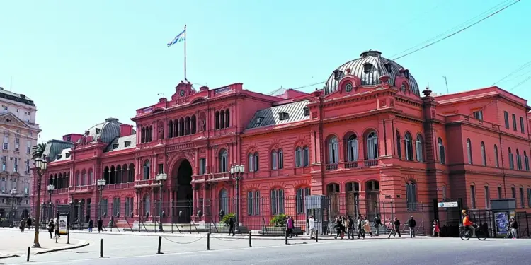 EL GOBIERNO NACIONAL CELEBRÓ LA APROBACIÓN HISTÓRICA DE LA LEY BASES