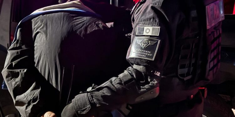 JESÚS MARÍA: SE DETUVO A UN SUJETO POR COMERCIALIZACIÓN DE ESTUPEFACIENTES