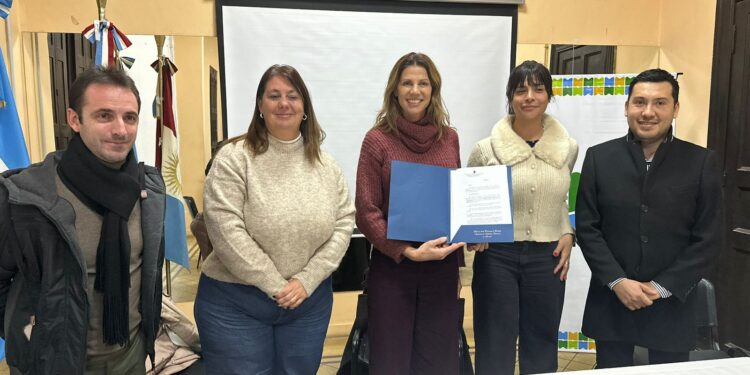 MENDIOLAZA TENDRÁ SU CENTRO COMERCIAL A CIELO ABIERTO