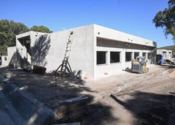 UNQUILLO: GRAN AVANCE DE LA OBRA DE LA NUEVA ESCUELA PROA