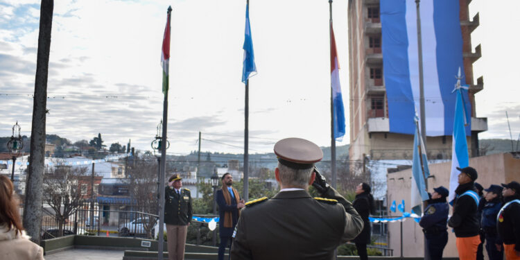 RÍO CEBALLOS CELEBRA EL 9° ANIVERSARIO DE LA AGRUPACIÓN XX CÓRDOBA CON UN DESFILE MILITAR