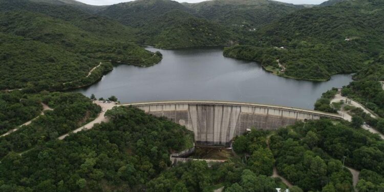 RÍO CEBALLOS: ADVIERTEN SOBRE POSIBLE COLAPSO EN ENERO POR CRISIS HÍDRICA