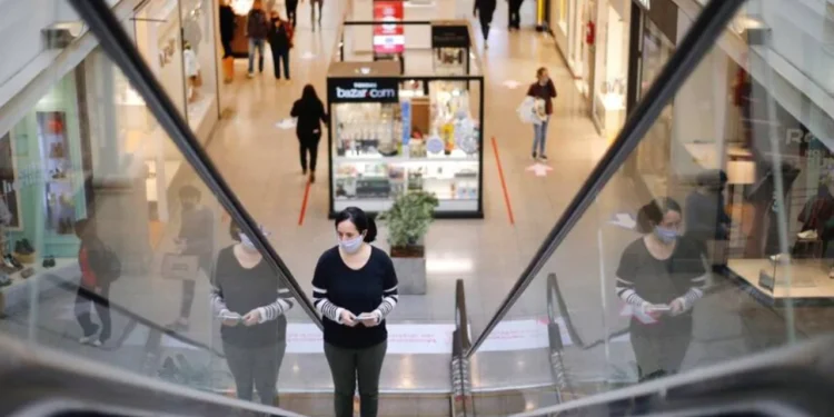 El Gobierno dispuso «días no laborables» antes que feriados