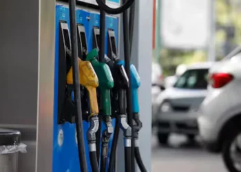 Este domingo aumentó nuevamente el precio de los combustibles en todo el país