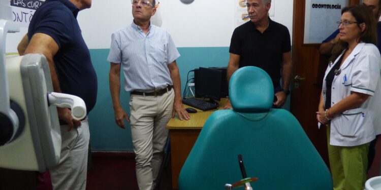 El Intendente Strasorier Inspeccionó el Nuevo Ecógrafo del Centro de Salud Municipal