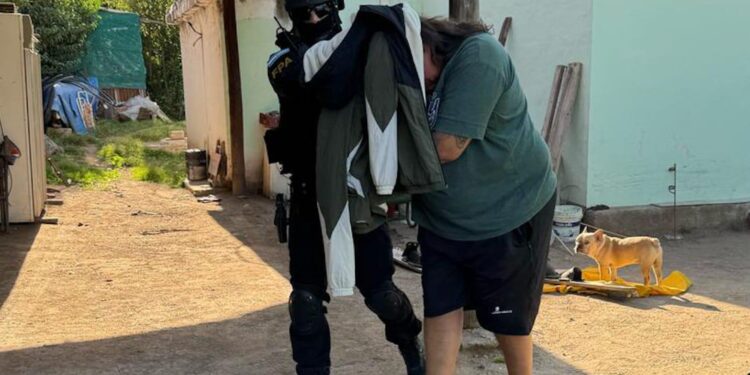 VILLA ALLENDE: DOS PUNTOS DE VENTA CERRADOS Y TRES PERSONAS DETENIDAS POR VENTA DE DROGAS