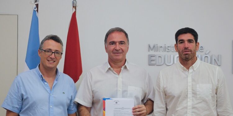 Villa Allende fortalece la educación local