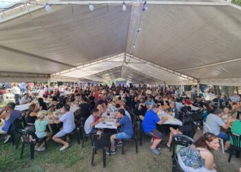 Éxito total en el Festival de la Paella Gigante en Agua de Oro