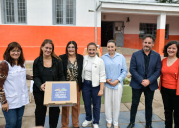 Agua de Oro: La Provincia inauguró mejoras edilicias en la escuela 9 de Julio e Ipem 367