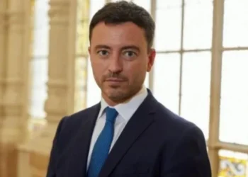 Rodrigo de Loredo usó IA contra Martín Llaryora