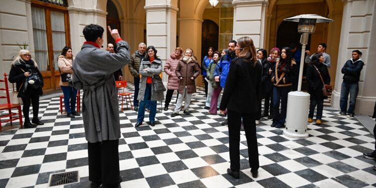 Por primera vez, la Legislatura Histórica vivió “Córdoba de los Patios”