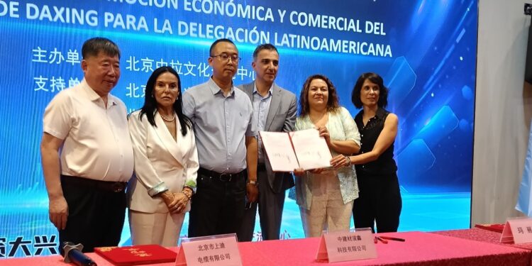 SALDÁN FORTALECIÓ LAZOS CON CHINA EN UNA MISIÓN OFICIAL ENCABEZADA POR LA INTENDENTA CAROLINA CRISTORI