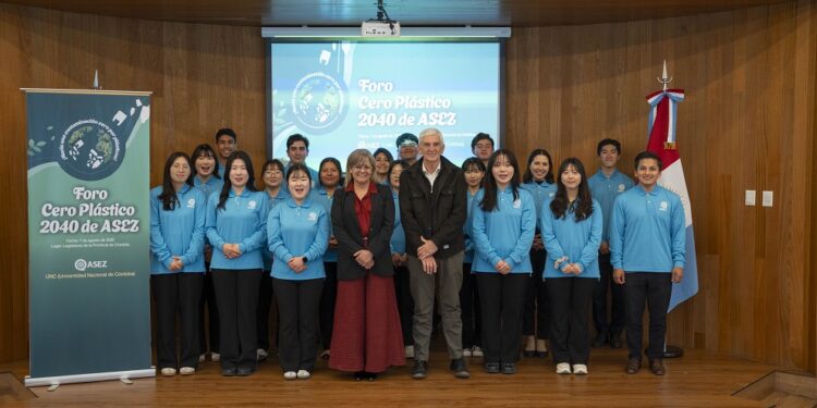 La Legislatura fue sede del Foro Cero Plástico 2040