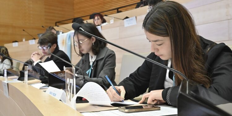 La juventud y la experiencia legislativa en primera persona