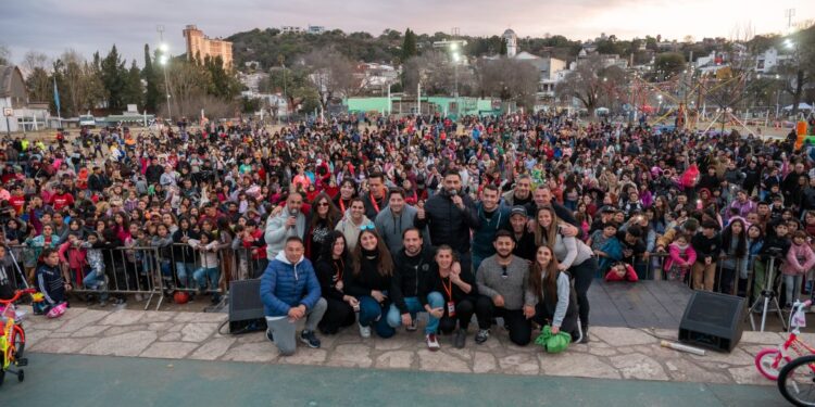 RÍO CEBALLOS CELEBRÓ EL DÍA DEL NIÑO CON UN MASIVO FESTEJO