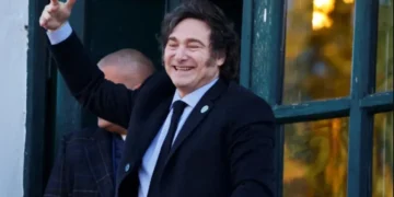 Javier Milei, en Córdoba: de la Bolsa de Comercio al Parque Sarmiento