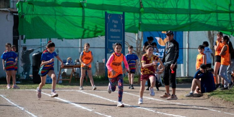 RÍO CEBALLOS FUE SEDE DEL TORNEO REGIONAL DE ATLETISMO DE SIERRAS CHICAS Y PUNILLA