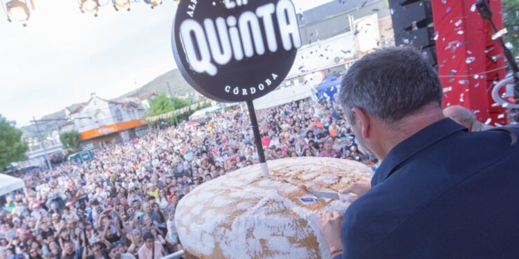 Córdoba vivió un gran fin de semana largo con más de 240 mil turistas