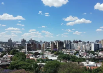 Anticipan un lunes con sol, humedad y máxima de 30 grados en Córdoba