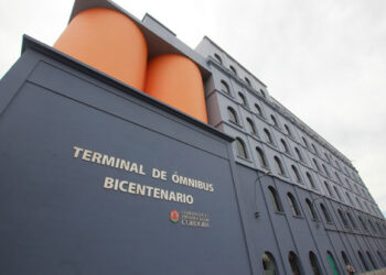 Los usuarios de los Boletos Sociales en el transporte deberán cambiar su tarjeta