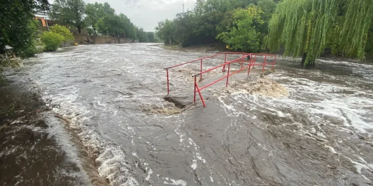 Alerta en las sierras de Córdoba: lluvias y crecidas de hasta 3,5 metros