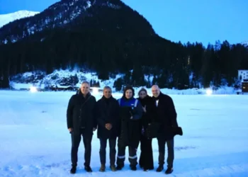 Javier Milei llegó a Davos, donde estrechará aún más los lazos con Donald Trump