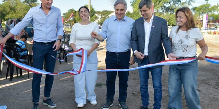 Jesús María: Myrian Prunotto acompañó al gobernador Llaryora en la habilitación de una obra de agua