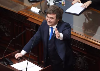 Javier Milei cargó contra el kirchnerismo en el Congreso: “Me encanta domarlos y hacerlos llorar”