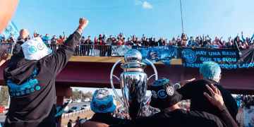 Impresionante caravana del Belgrano campeón: lo mejor del recorrido en Córdoba